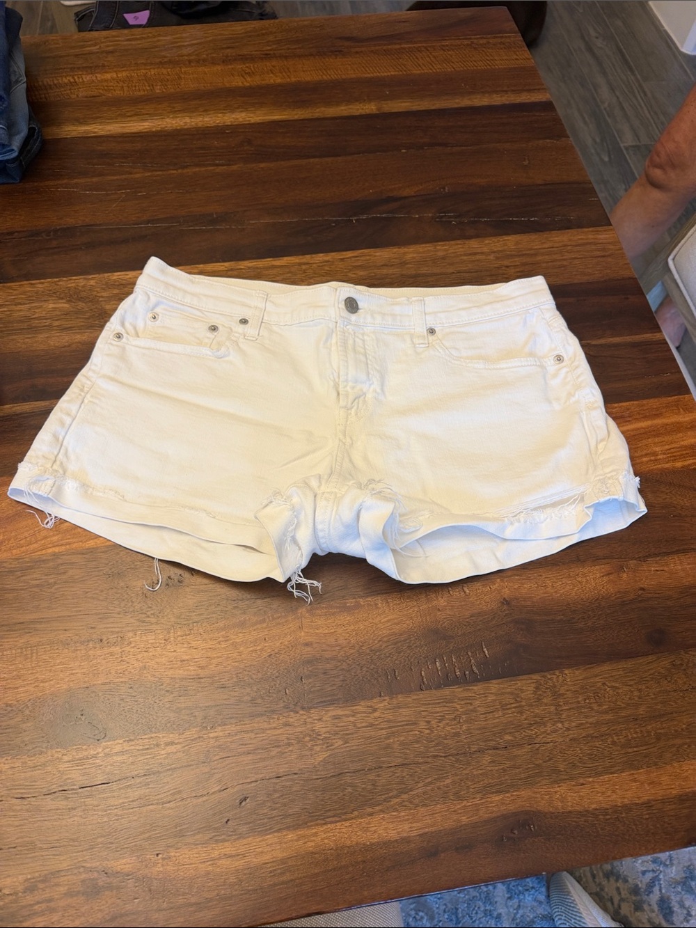 Gap Denim, 3 inch shorts White Women's Denim Shorts - Classic Casual